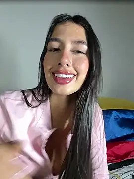 Snapshot of Julieta_Duque chatting on July 2026 04:35:02 AM Julieta Duque online show from July 2026 04:35:02 AM