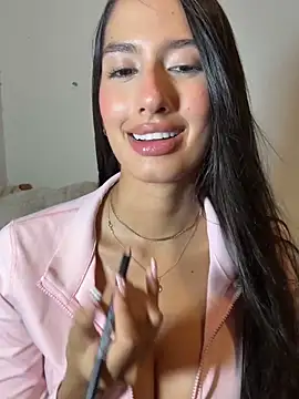 Julieta Duque online show from March 2026 02:27:02 AM