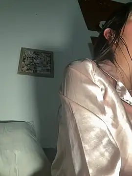 Julieta Duque online show from April 2026 04:25:01 AM