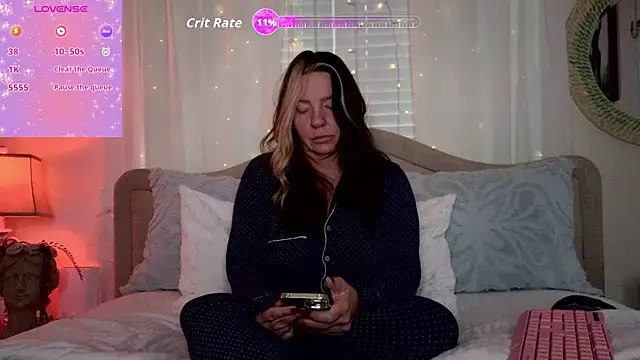 STIFFLERSMOMM online show from January 2026 01:40:02 PM