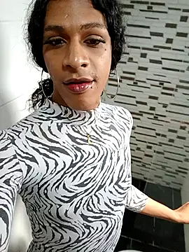 violettath online show from November 2025 02:44:02 PM