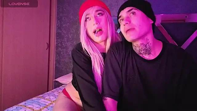 owen desmond online show from October 2025 04:00:01 AM