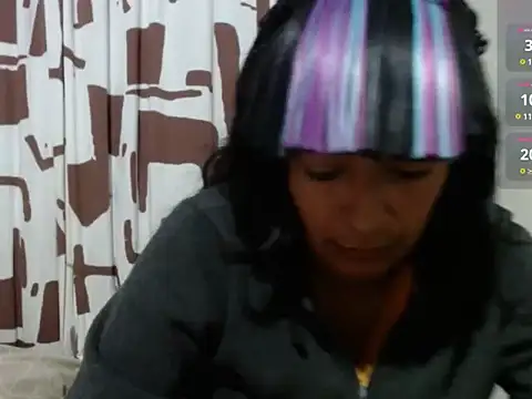 Snapshot of Acelinrose chatting on June 2026 12:59:01 AM Acelinrose online show from June 2026 12:59:01 AM