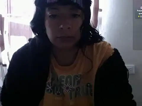 Acelinrose online show from April 2026 11:57:02 AM