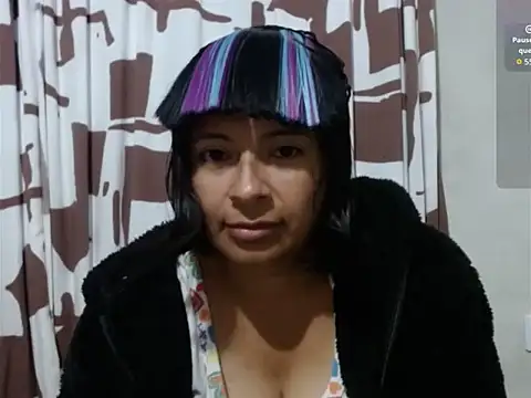 Acelinrose online show from May 2026 11:35:02 PM