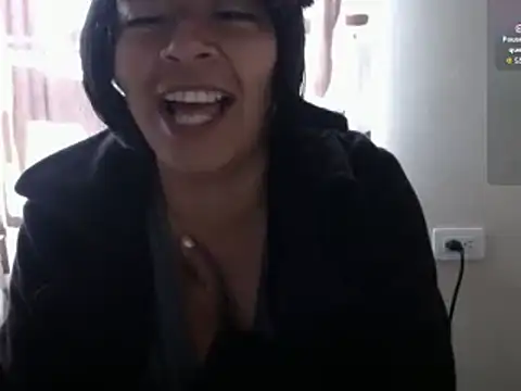 Acelinrose online show from April 2026 12:42:01 PM