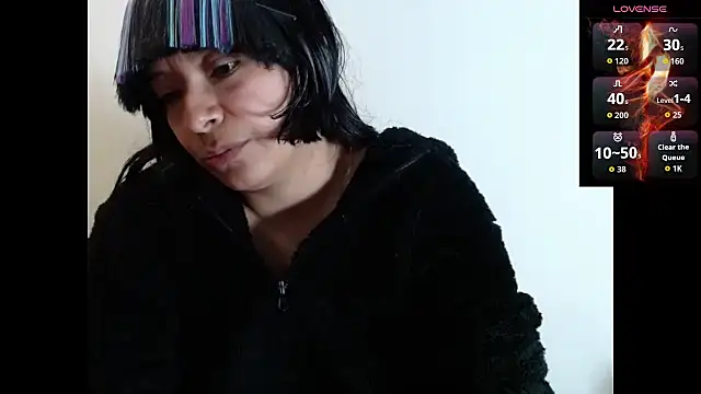 Snapshot of Acelinrose chatting on October 2025 11:19:01 PM Acelinrose online show from October 2025 11:19:01 PM