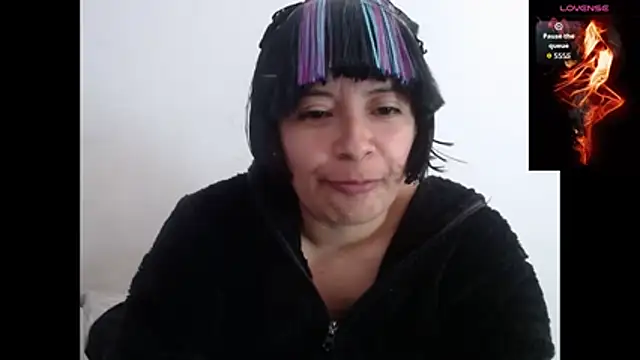 Acelinrose online show from November 2025 08:13:02 PM