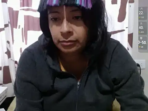 Snapshot of Acelinrose chatting on June 2026 10:21:02 PM Acelinrose online show from June 2026 10:21:02 PM
