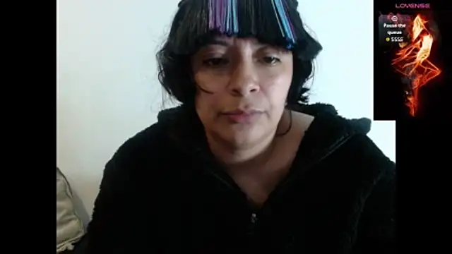 Acelinrose online show from November 2025 01:31:02 AM