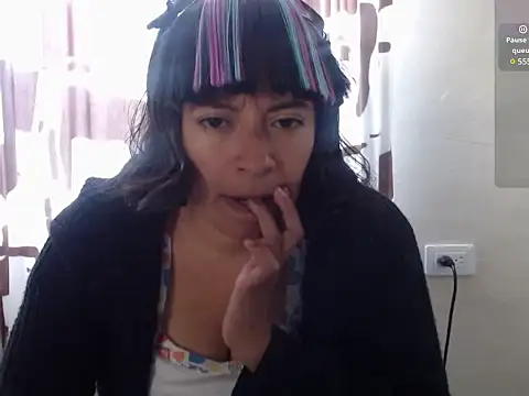 Acelinrose online show from April 2026 10:03:02 PM