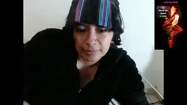 Acelinrose online show from November 2025 02:15:01 AM