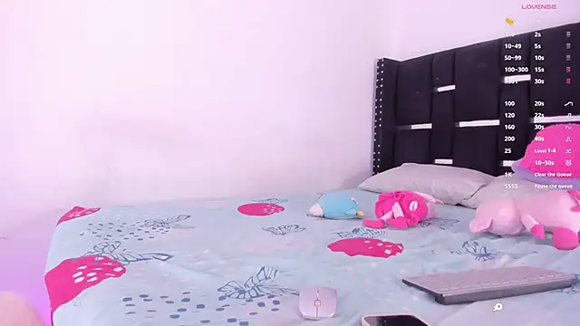 DAYANNAVELEZ online show from February 2026 10:54:01 PM