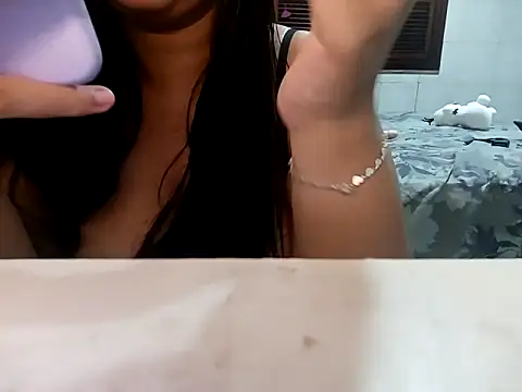 hellenzinhadelicinha online show from September 2025 04:45:01 PM