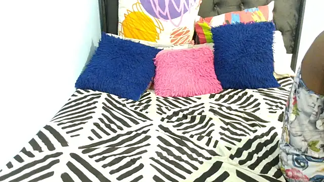 Dandelion enigman online show from November 2025 09:18:01 PM