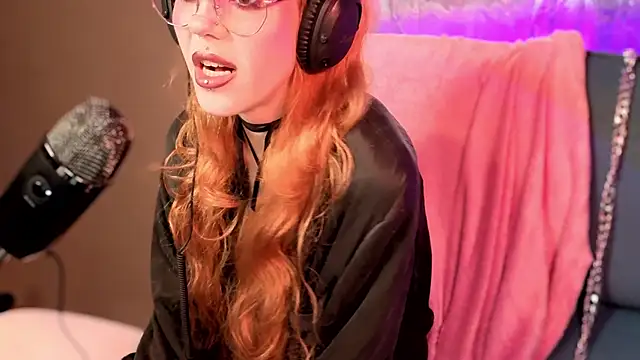 tacodeluxxxe online show from March 2026 02:06:01 AM