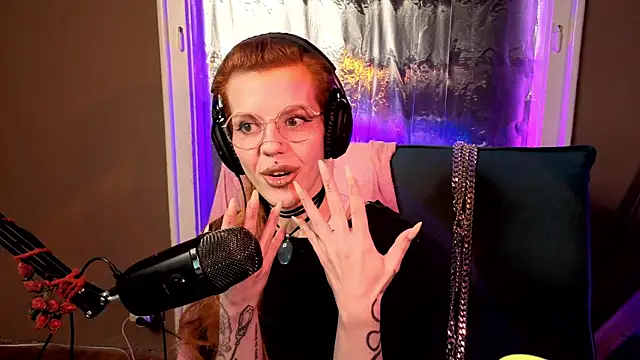 tacodeluxxxe online show from March 2026 04:27:01 AM