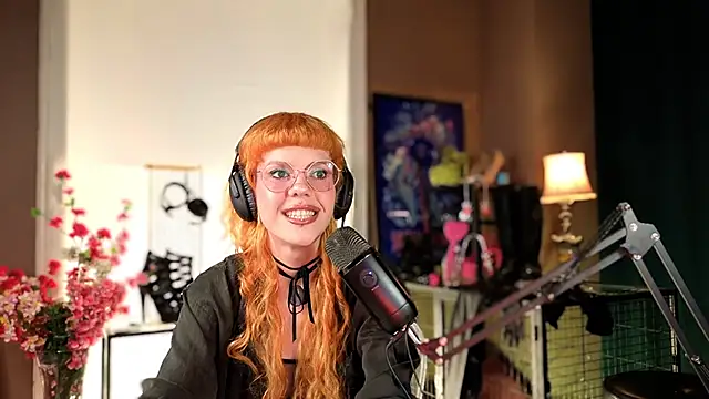 tacodeluxxxe online show from May 2026 12:25:01 AM