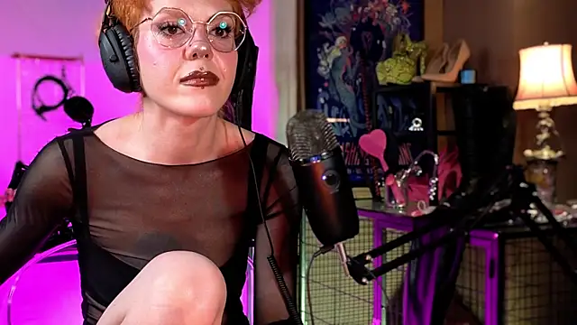tacodeluxxxe online show from May 2026 11:14:03 PM