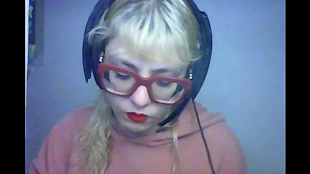 BlondieTami online show from October 2025 11:49:02 PM