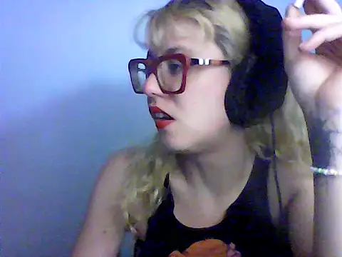 BlondieTami online show from October 2025 11:31:02 AM