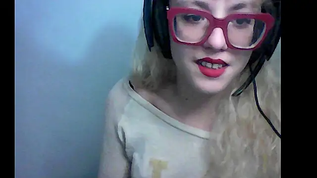BlondieTami online show from October 2025 05:03:02 PM