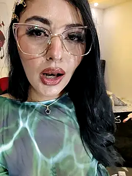 ValeNiitaLuv online show from January 2026 06:06:01 AM