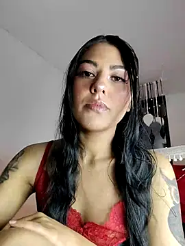 Snapshot of ValeNiitaLuv chatting on July 2026 10:32:02 PM ValeNiitaLuv online show from July 2026 10:32:02 PM