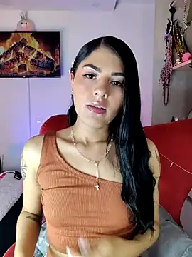 ValeNiitaLuv online show from April 2026 05:20:02 AM