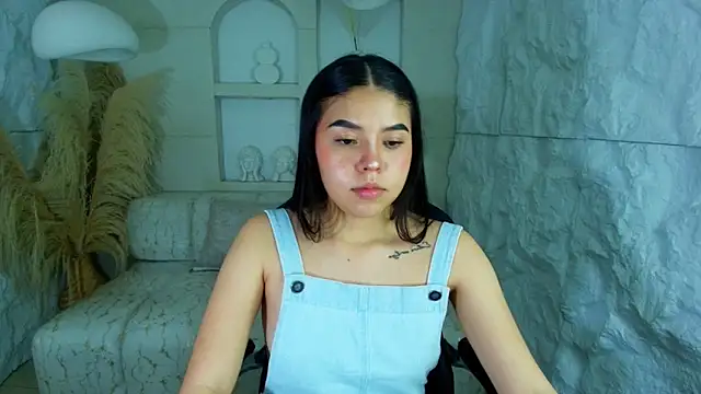 ambarina r online show from October 2025 03:16:01 AM