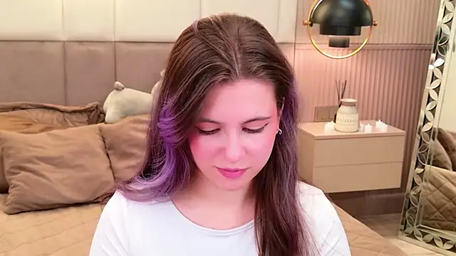 Akira Halls online show from November 2025 08:46:02 PM