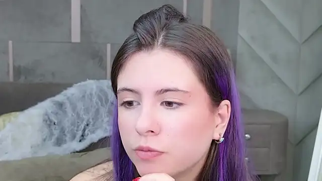 Akira Halls online show from October 2025 08:37:02 AM