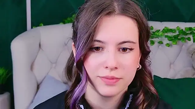 Akira Halls online show from November 2025 08:46:01 PM