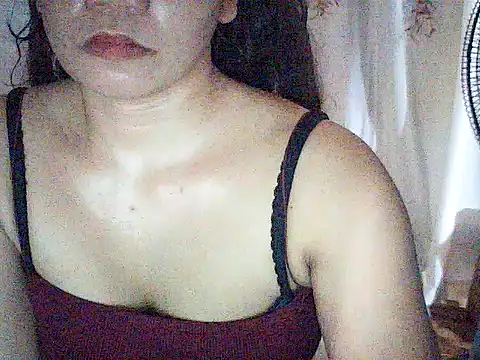 Snapshot of Hot_aya0516 chatting on October 2025 06:32:02 AM Hot aya0516 online show from October 2025 06:32:02 AM