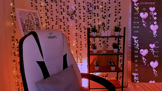 LinaBlossom  online show from April 2026 05:52:02 AM