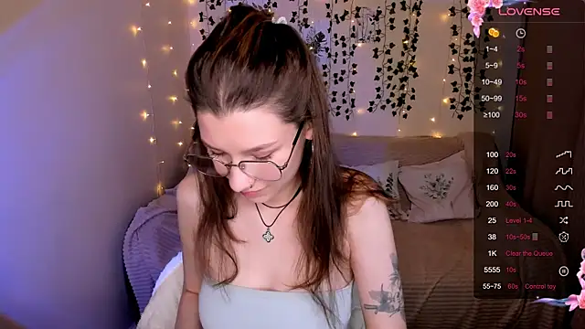 LinaBlossom  online show from October 2025 03:16:01 AM