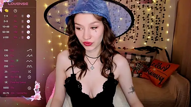 LinaBlossom  online show from October 2025 09:41:01 AM