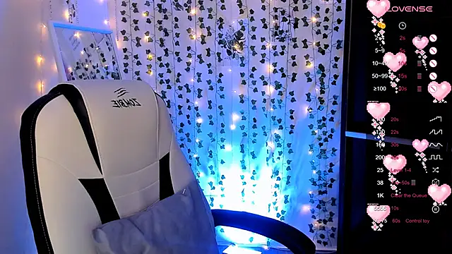 LinaBlossom  online show from April 2026 04:58:02 AM