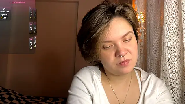 SabrinaFolts online show from October 2025 04:31:02 PM