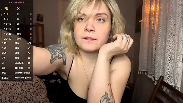 SabrinaFolts online show from November 2025 01:43:02 PM