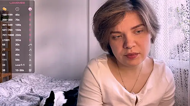 SabrinaFolts online show from October 2025 09:10:01 AM