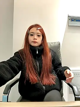 YY-27 online show from November 2025 09:20:01 AM