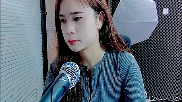 YY-27 online show from September 2025 03:11:02 AM
