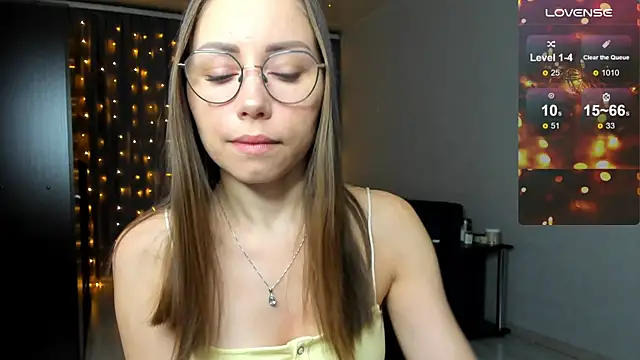 Snapshot of fun_nd_bun chatting on December 2025 02:06:01 AM fun nd bun online show from December 2025 02:06:01 AM