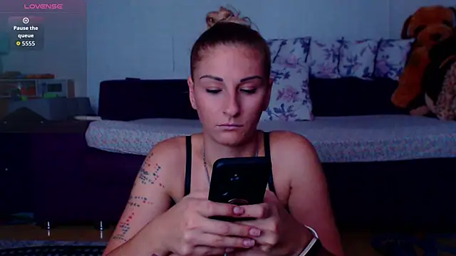 Snapshot of CassieSpell chatting on June 2026 09:01:01 PM CassieSpell online show from June 2026 09:01:01 PM