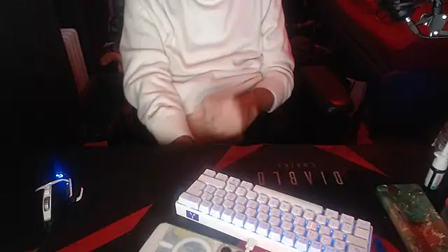 geil20CM2 online show from November 2025 03:59:02 PM