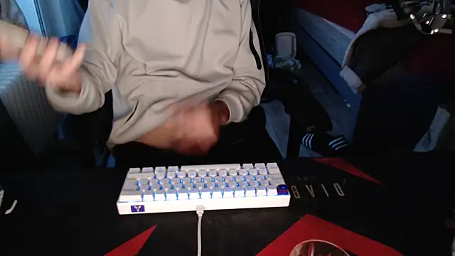 geil20CM2 online show from October 2025 04:31:02 PM