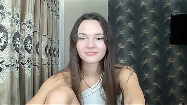 KamFykes online show from September 2025 05:14:02 AM