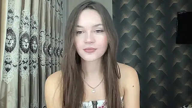 KamFykes online show from October 2025 03:04:02 PM