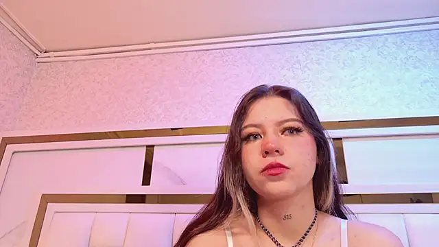 samanthaa sm online show from February 2026 12:02:01 PM